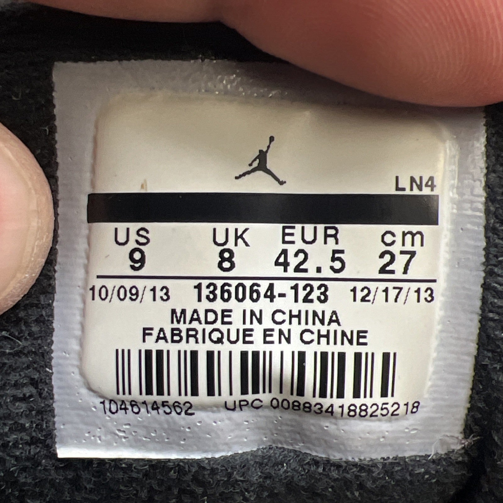 Size 9 - Air Jordan 3 Retro Infrared 23 (136064-123)