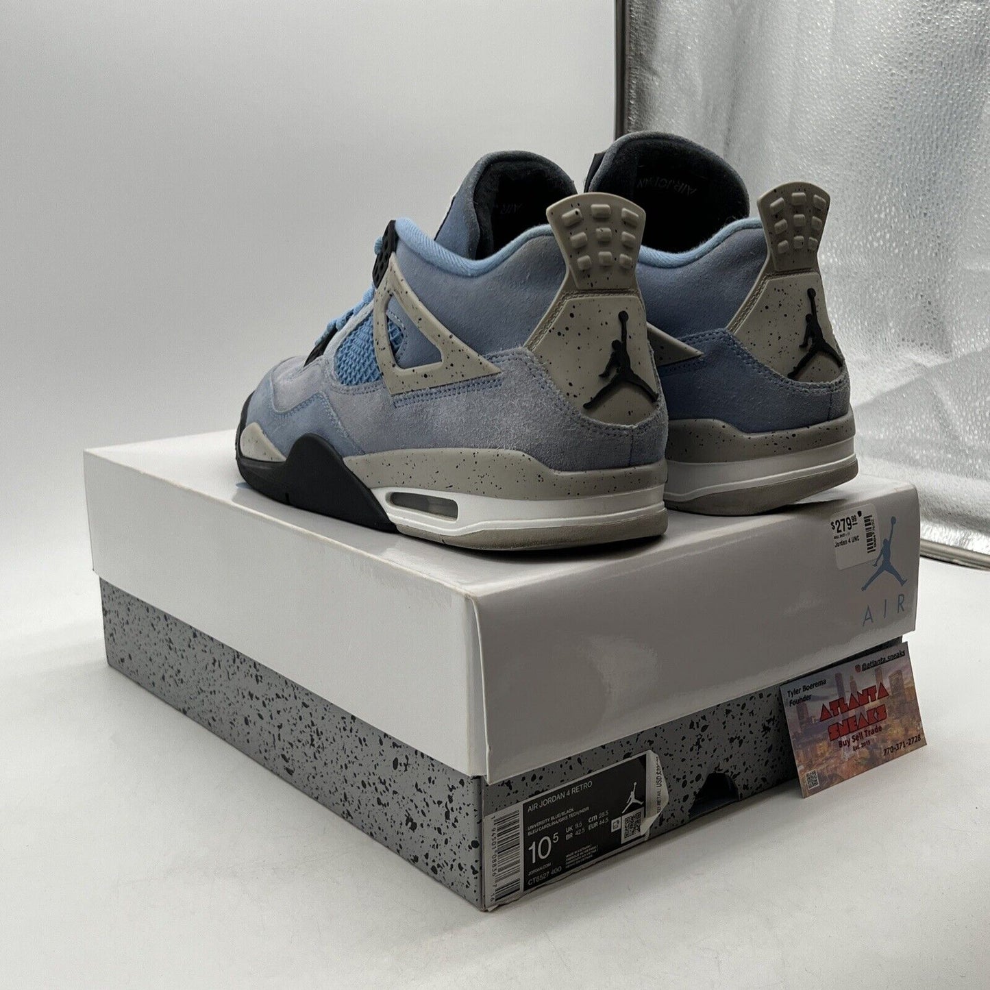 Size 10.5 - Jordan 4 Retro Mid University Blue (CT8527-400)