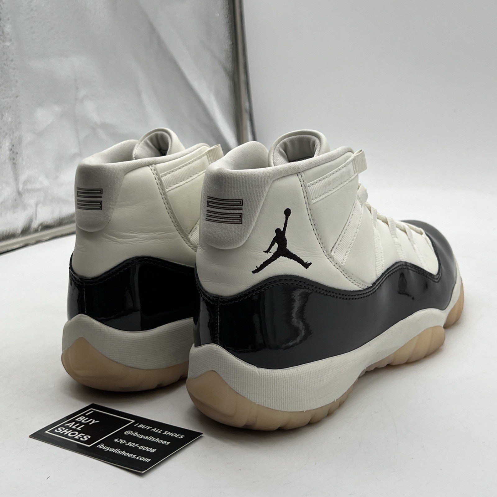 Size 11.5 - Air Jordan 11 Retro Mid Neapolitan W (AR0715-101)