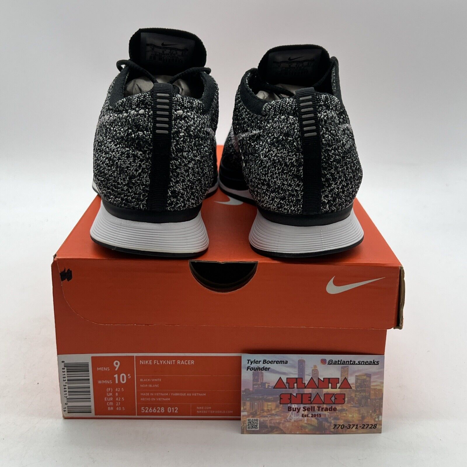 Size 9 - Nike Flyknit Racer Oreo 2.0 (526628-012)