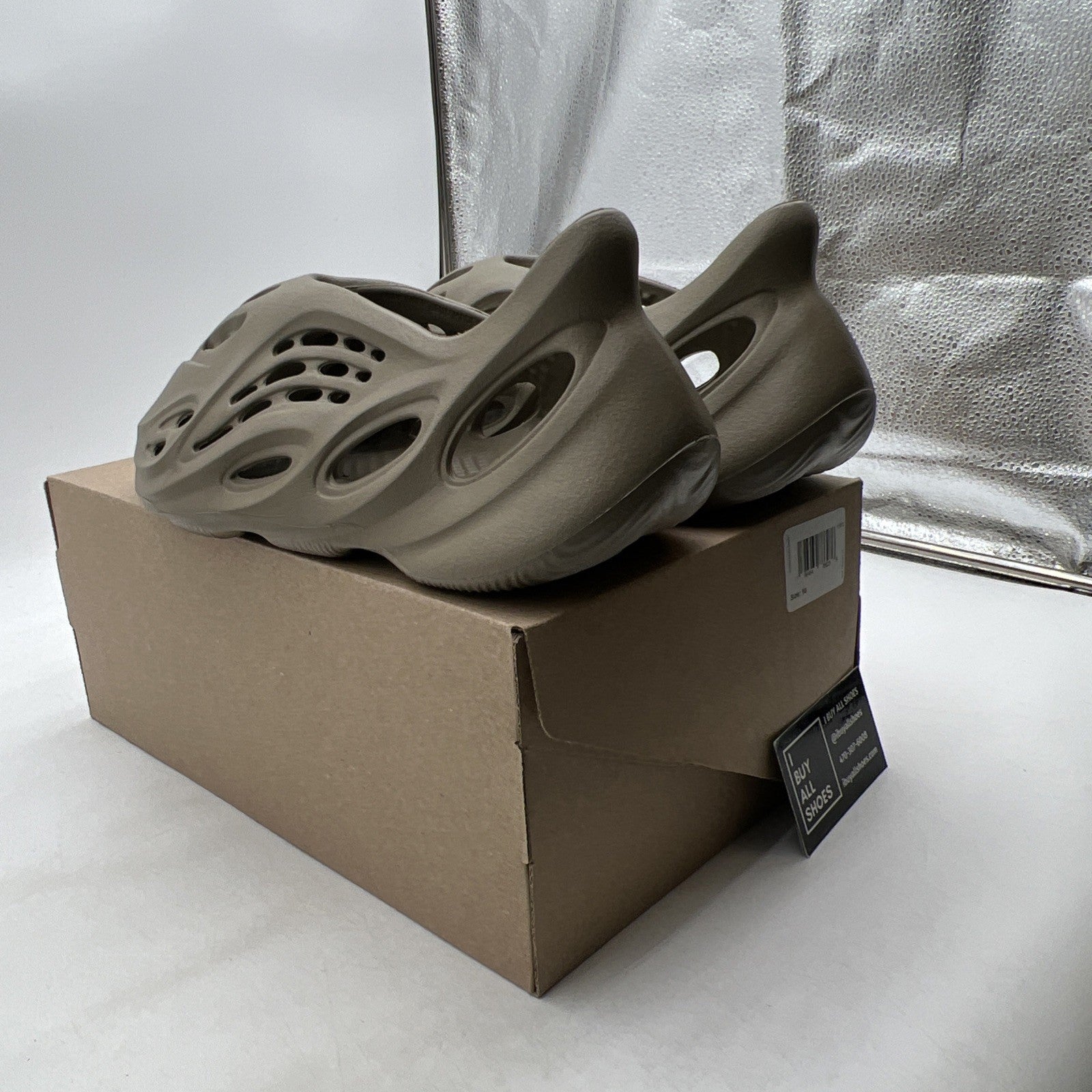Size 10 - Adidas YEEZY Foam RNR "Stone Taupe" (ID4752)