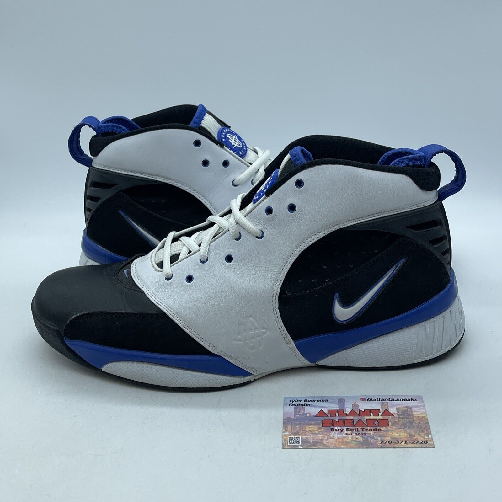 Size 11 - VINTAGE NIKE AIR HUARACHE White Black Blue suede Leather  (313386-013)