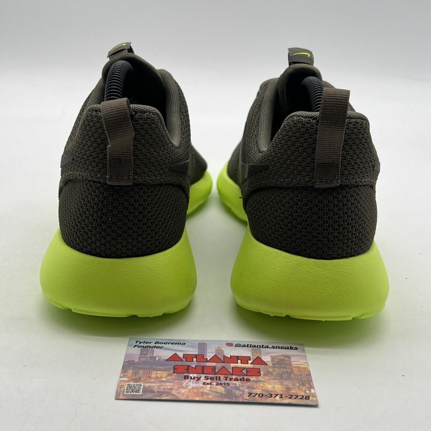 Size 9 - Nike Rosherun Tarp Green (511881-307)
