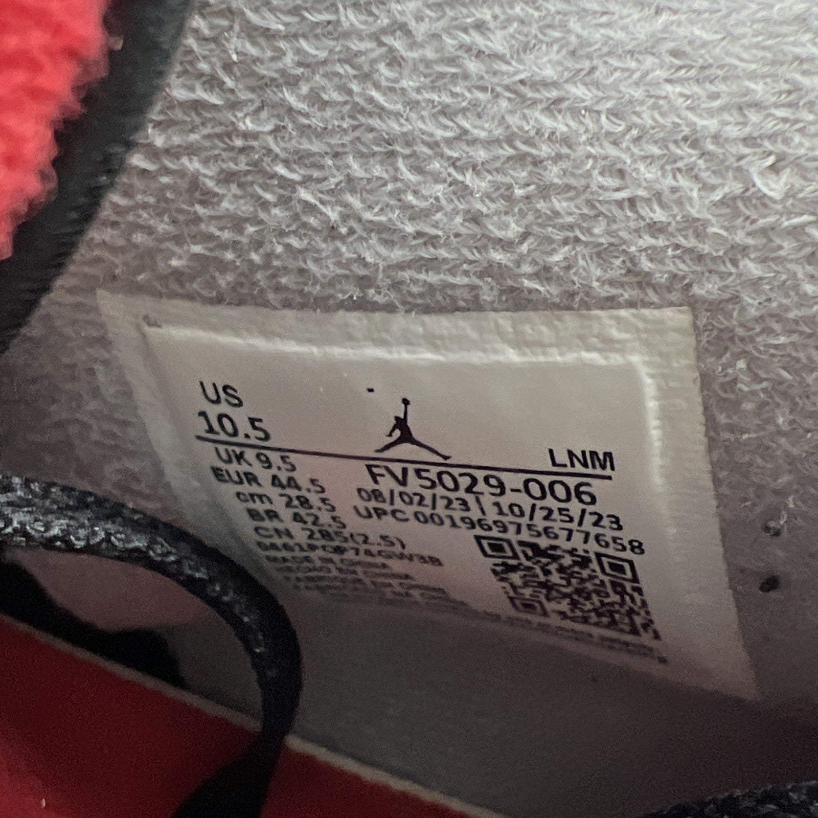 Size 10.5 - Air Jordan 4 Retro Bred Reimagined (FV5029-006)