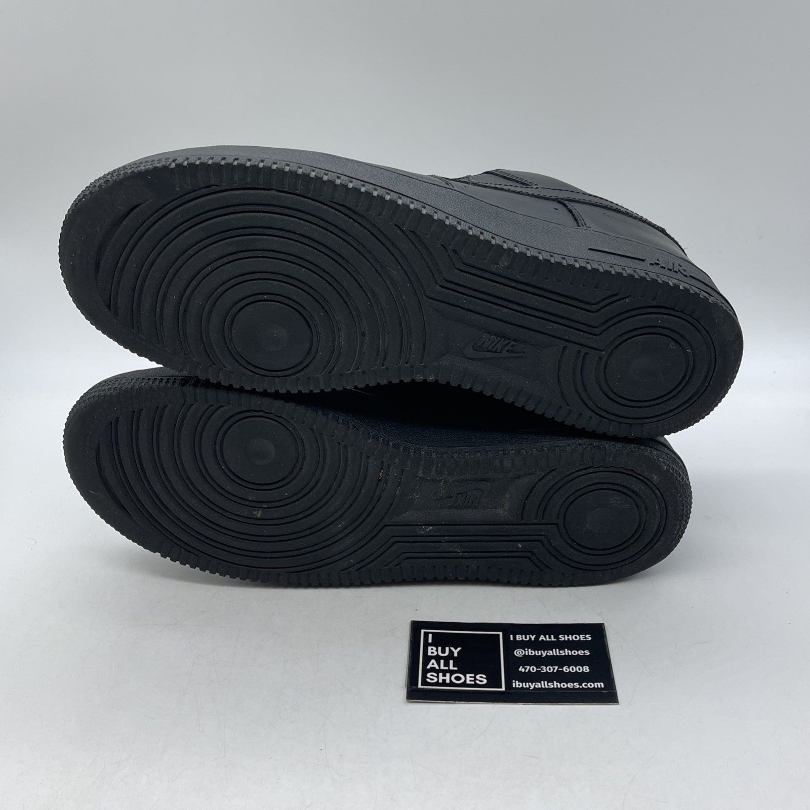 Size 9.5 - Nike Air Force 1 '07 Black (315122-001)