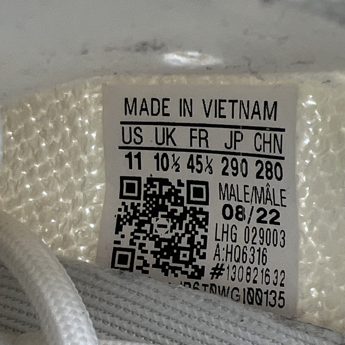 Size 11 - adidas Yeezy Boost 350 V2 Low Bone (HQ6316)
