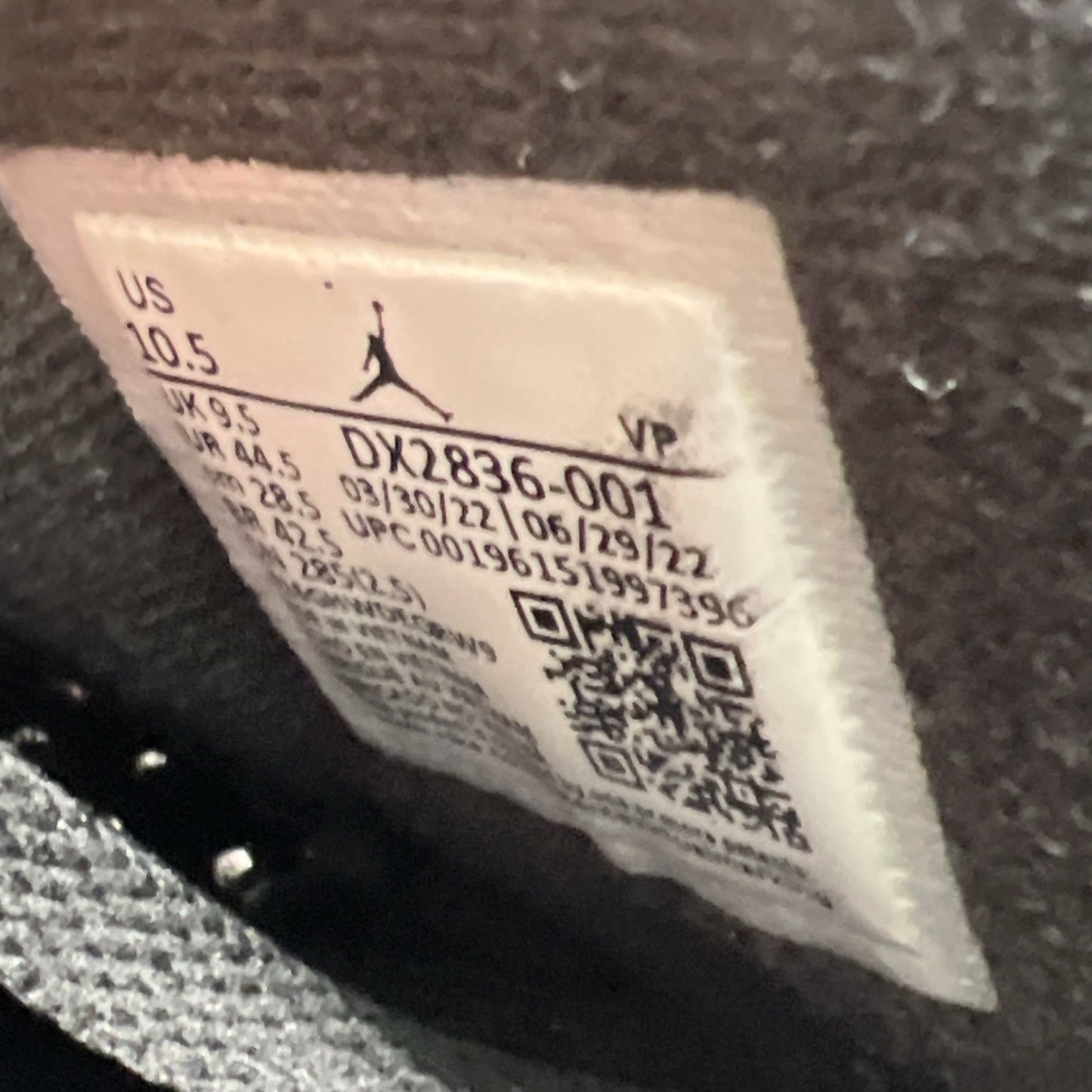 Size 10.5 - Air Jordan 6 Retro Mid Chrome (DX2836-001)