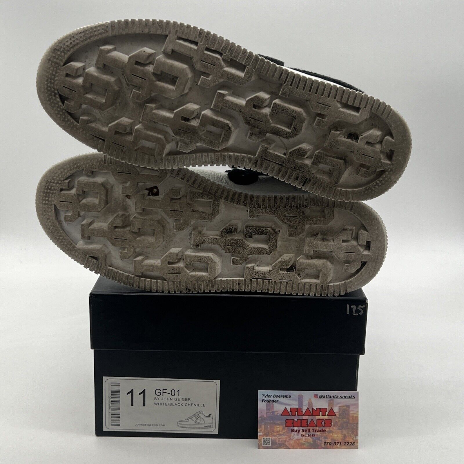 Size 11 - John Geiger GF-01 White Pebbled Leather Black Chenille GF 01