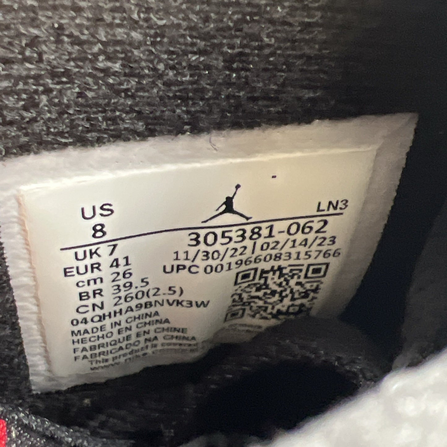 Size 8 - Air Jordan 8 Retro Mid Playoff (305381-062)