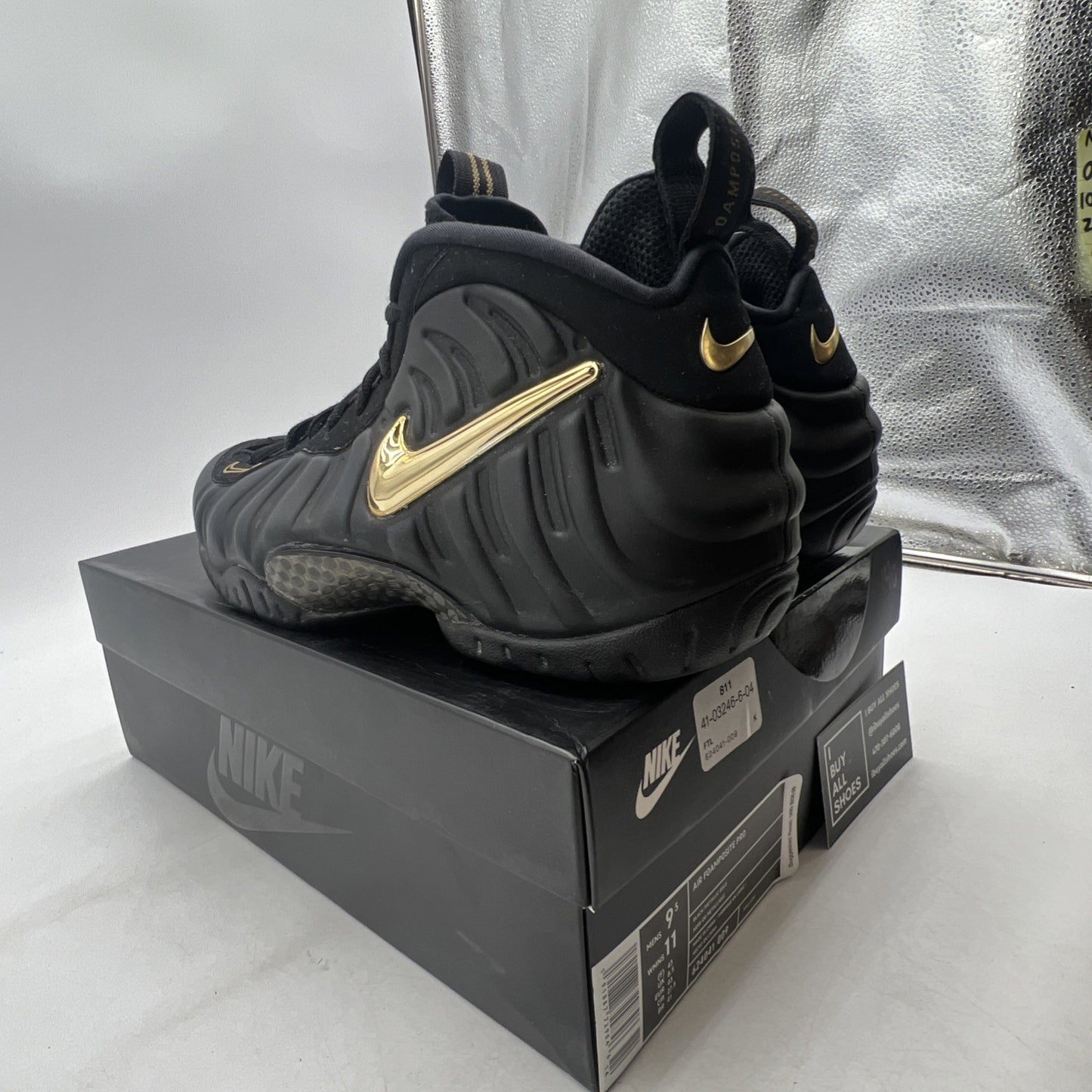 Size 9.5 - Nike Air Foamposite Pro Black Metallic Gold (624041-009)