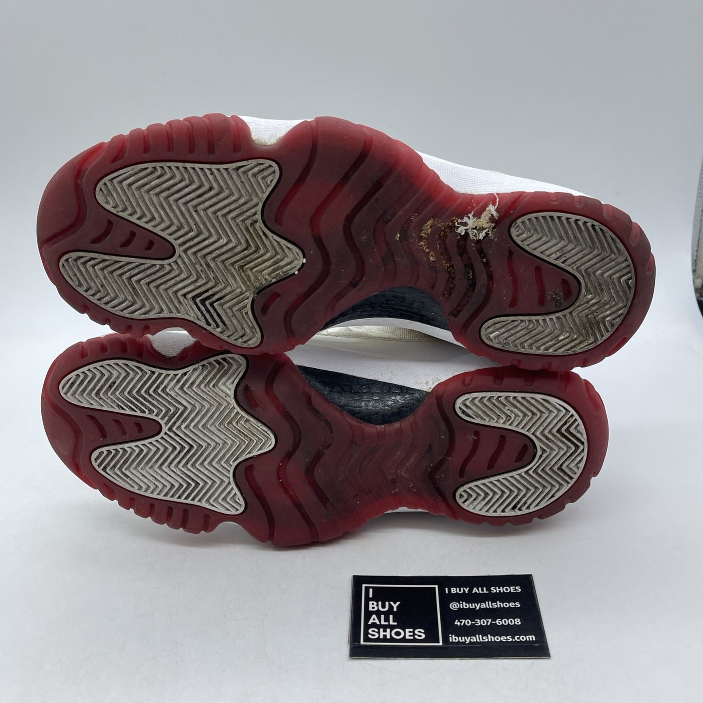 Size 9 - Air Jordan 11 Retro Low Cherry Bottom (528895-101)