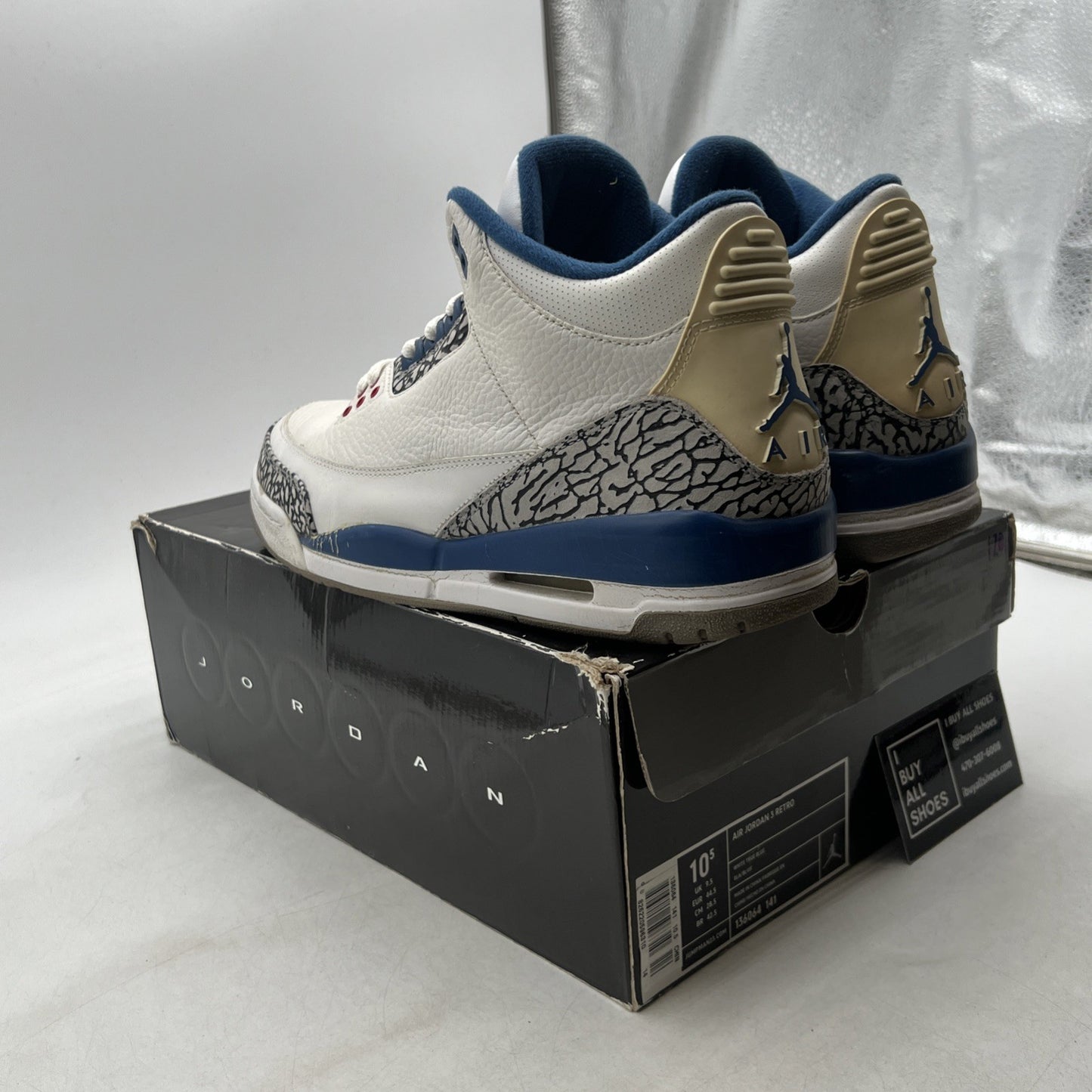Size 10.5 - Air Jordan 3 Retro 2001 True Blue (136064-141)