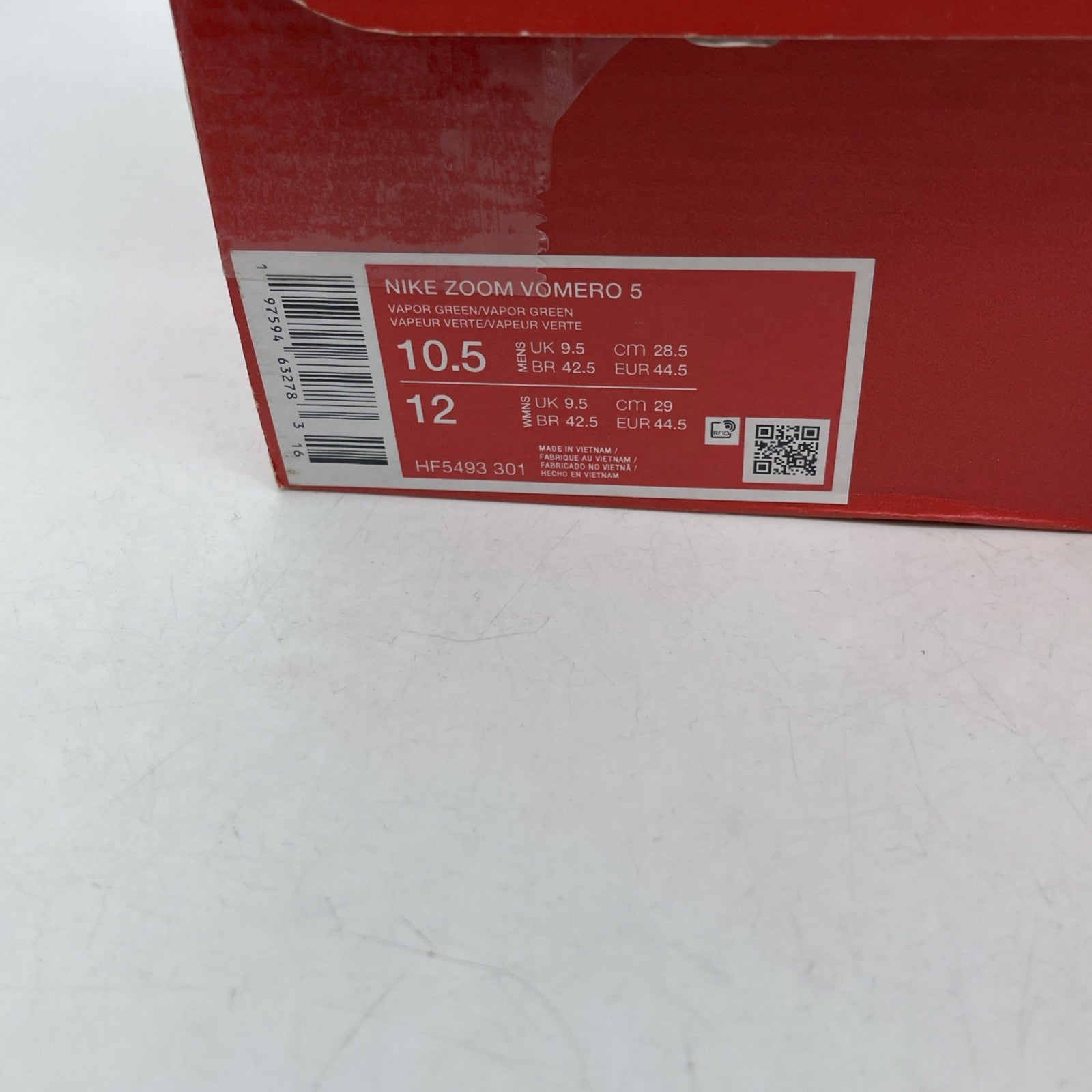 Size 10.5 - Nike Air Zoom Vomero 5 Vapor Green Suede Leather (HF5493-301)