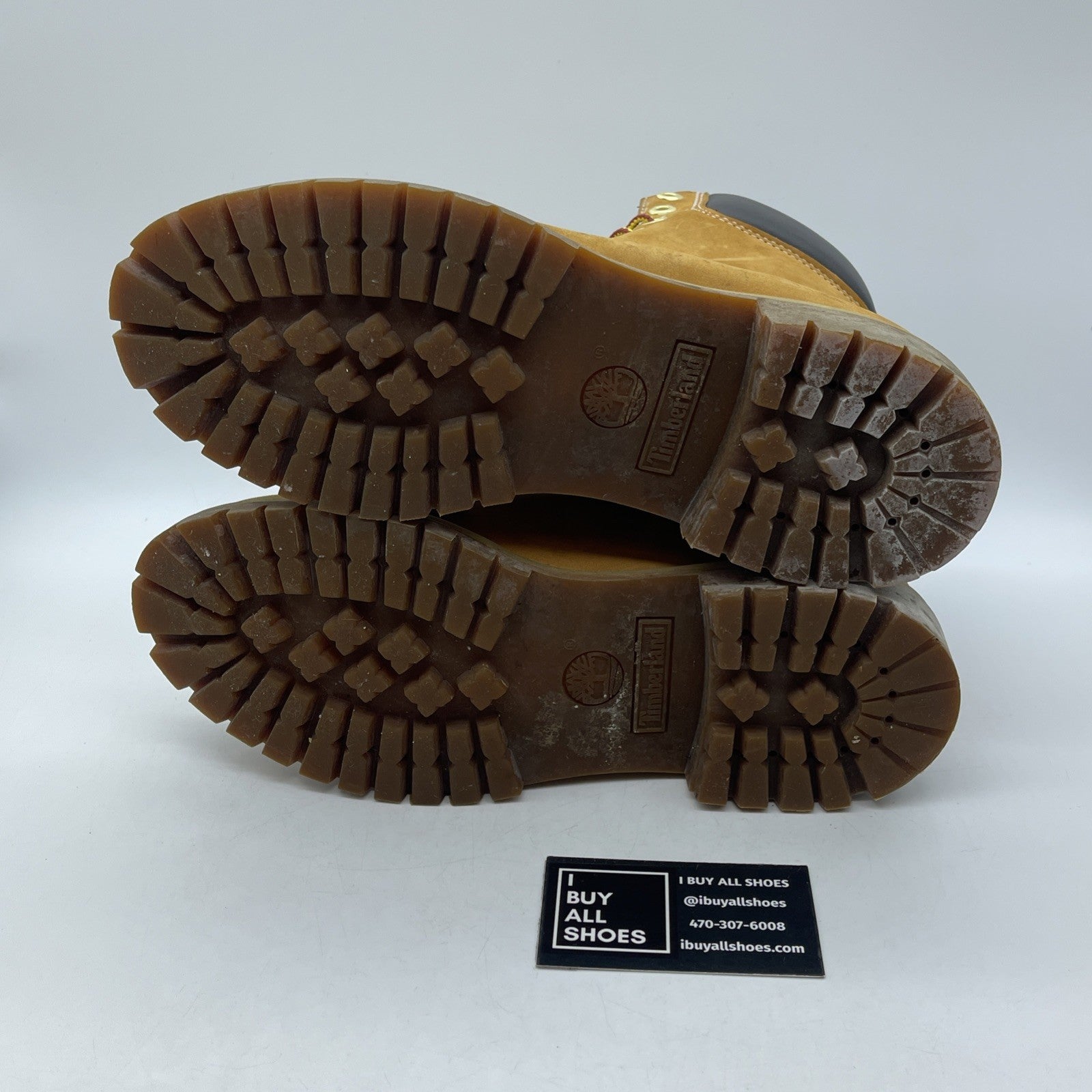 Size 9 - Timberland Icon 6" Premium Boot (Wide Width) Suede (315371-125)