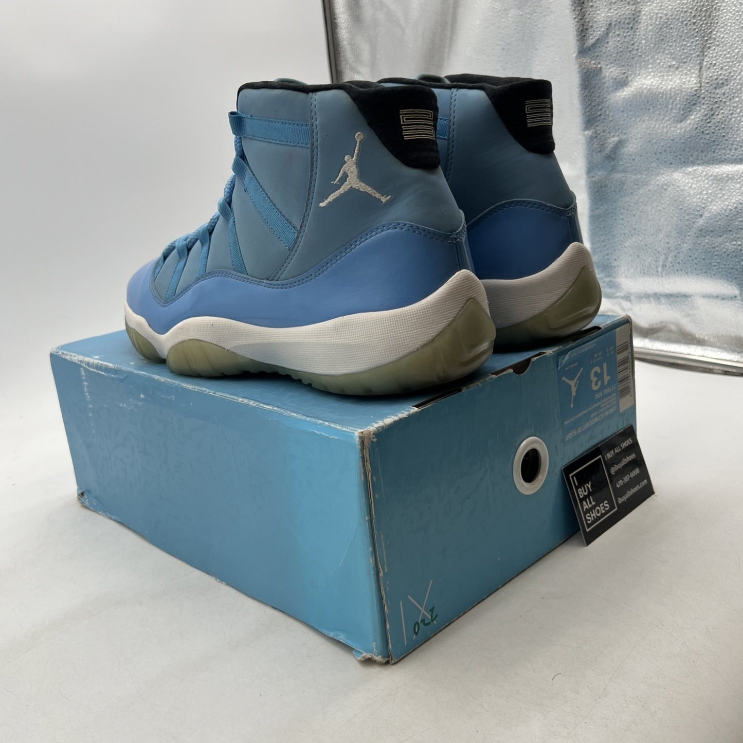 Size 13 - Air Jordan 11 Retro Pantone (689479-405)
