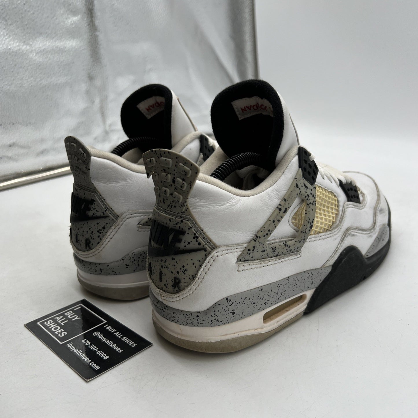 Size 9 - Air Jordan 4 Retro OG Mid White Cement (840606-192)