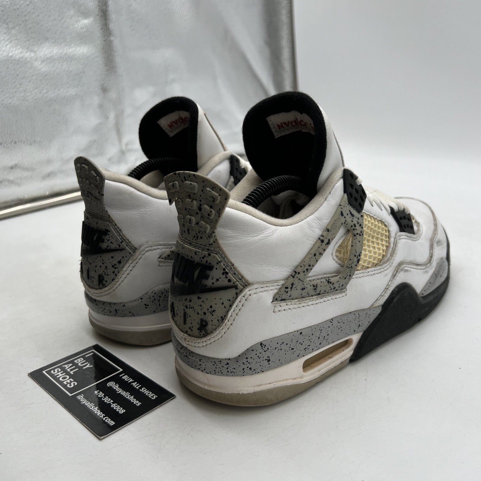 Size 9 - Air Jordan 4 Retro OG Mid White Cement (840606-192)