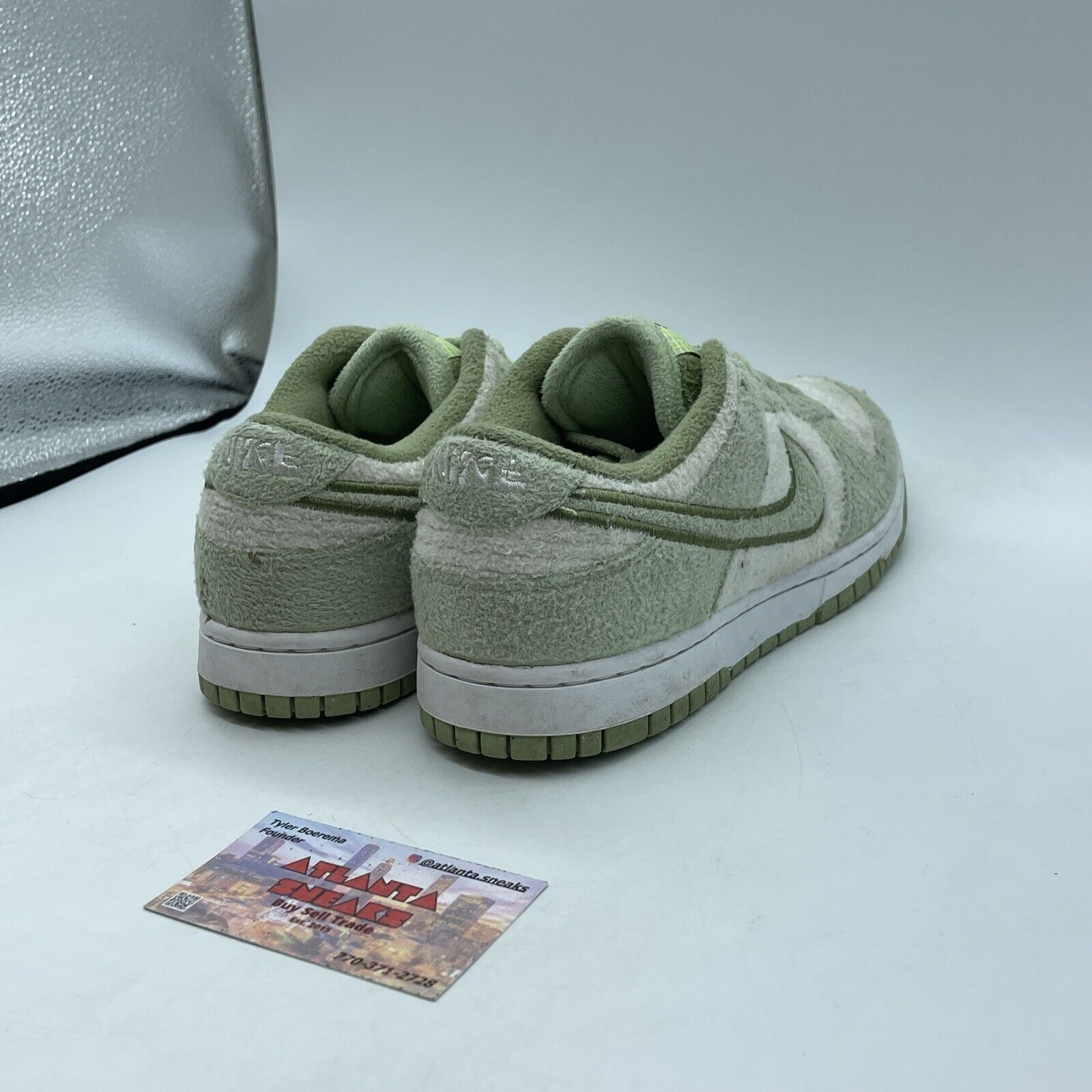 Size 9.5 - Nike Dunk Low SE Fleece - Honeydew  Suede White Green (DQ7579-300)