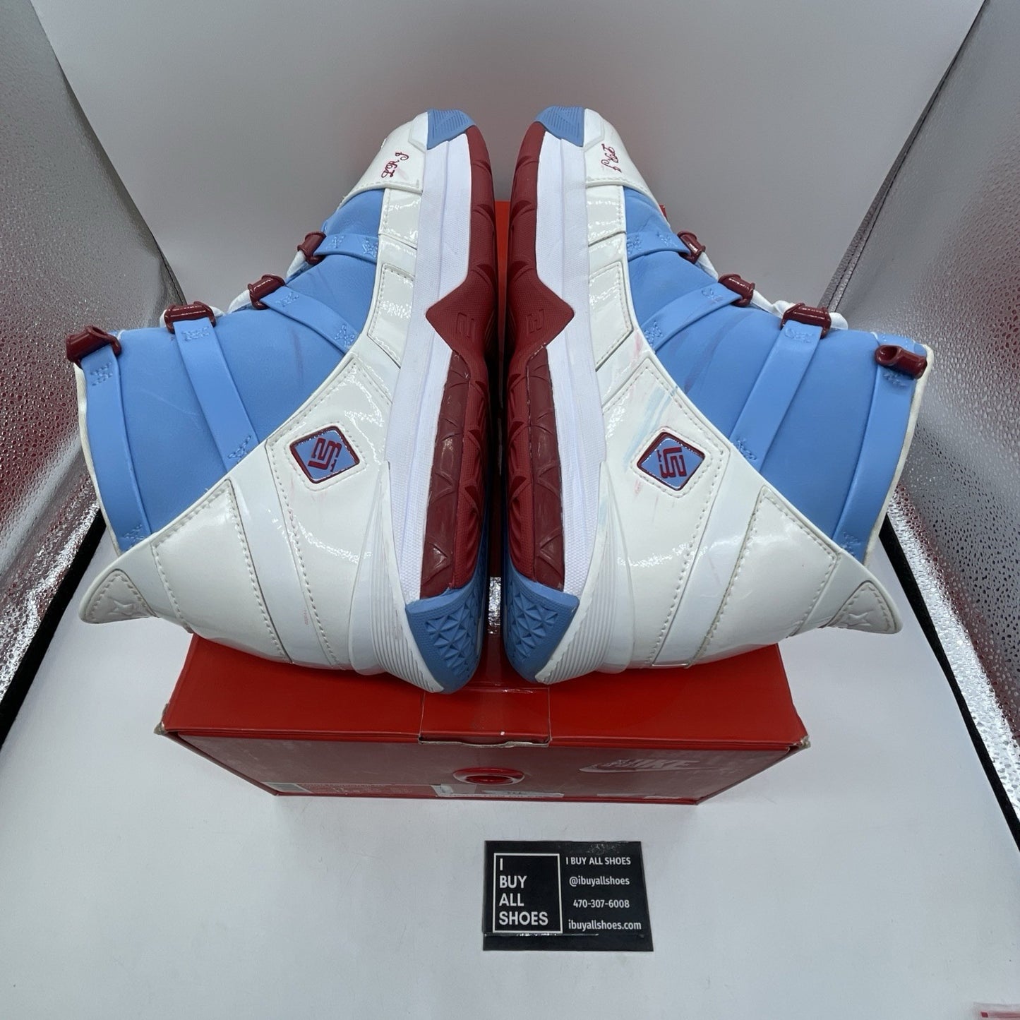Size 11 - Nike Zoom LeBron 3 Houston Oilers (AO2434-400)