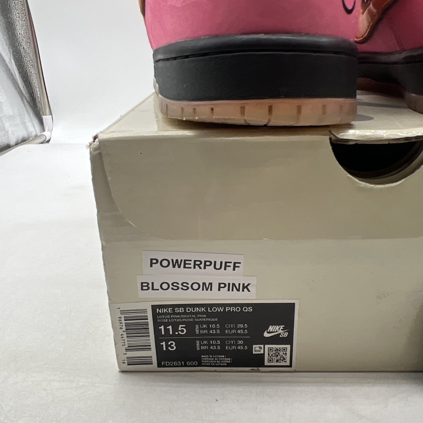 Size 11.5 - The Powerpuff Girls x Nike Dunk Pro SB QS Low Blossom (FD2631-600)
