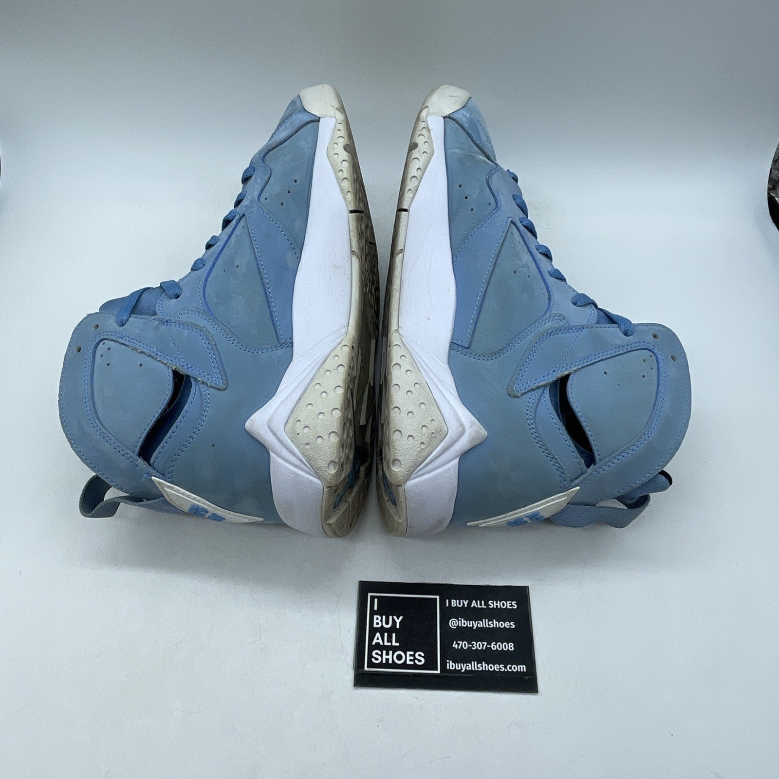 Size 8.5 - Air Jordan 7 Retro Pantone (304775-400)
