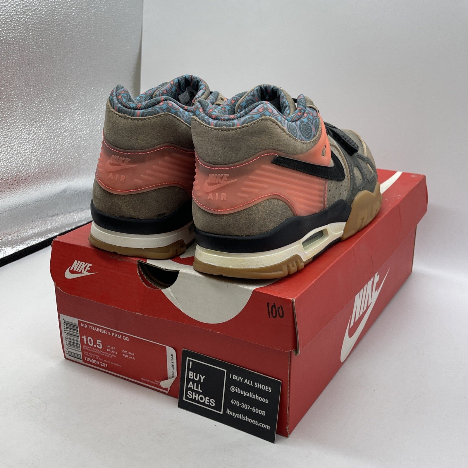 Size 10.5 - Nike Air Trainer 3 Premium Super Bowl Brown Suede (709989-201)