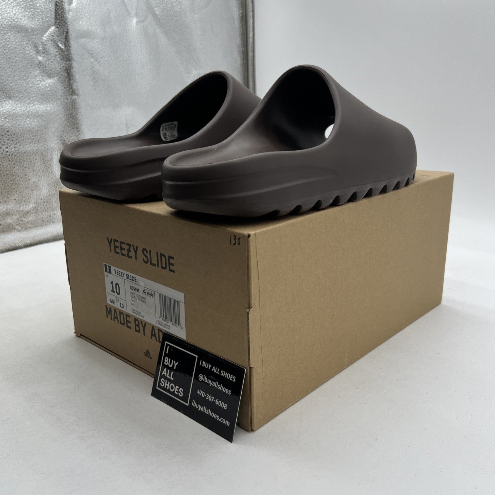 Size 10 - adidas Yeezy Slide Brown (G55495)