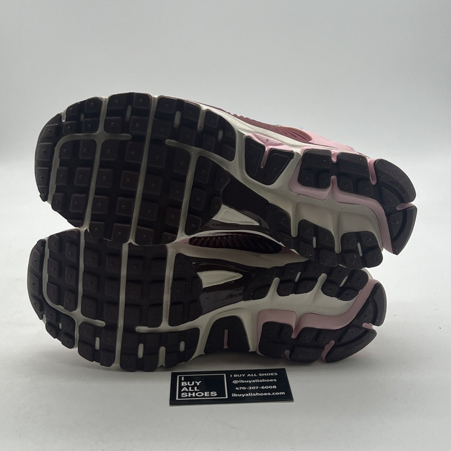 Size 10 - Nike Air Zoom Vomero 5 Pink Foam Team Red W (FN7196-663)
