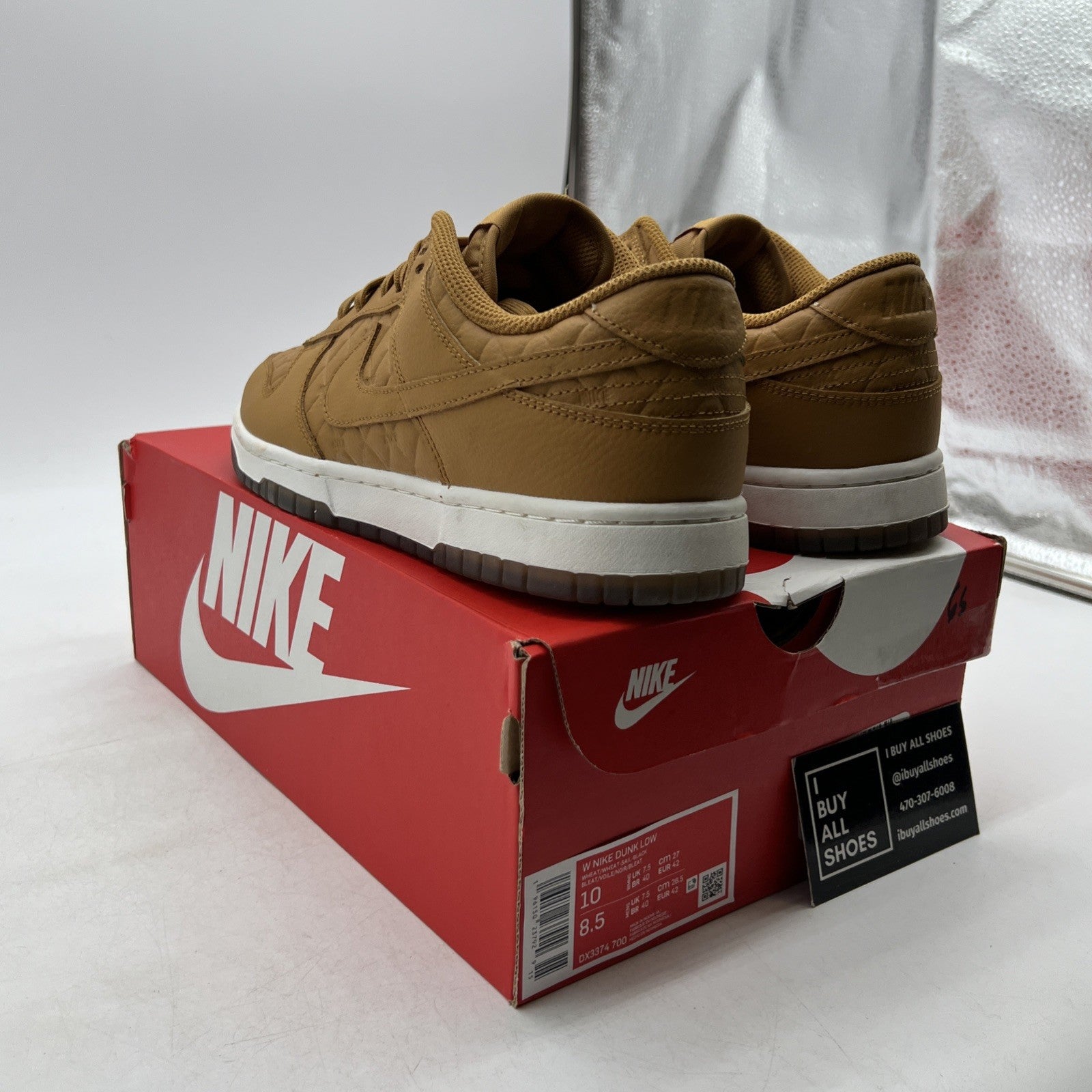 Size 10 - Nike Dunk Low Quilted Wheat W (DX3374-700)