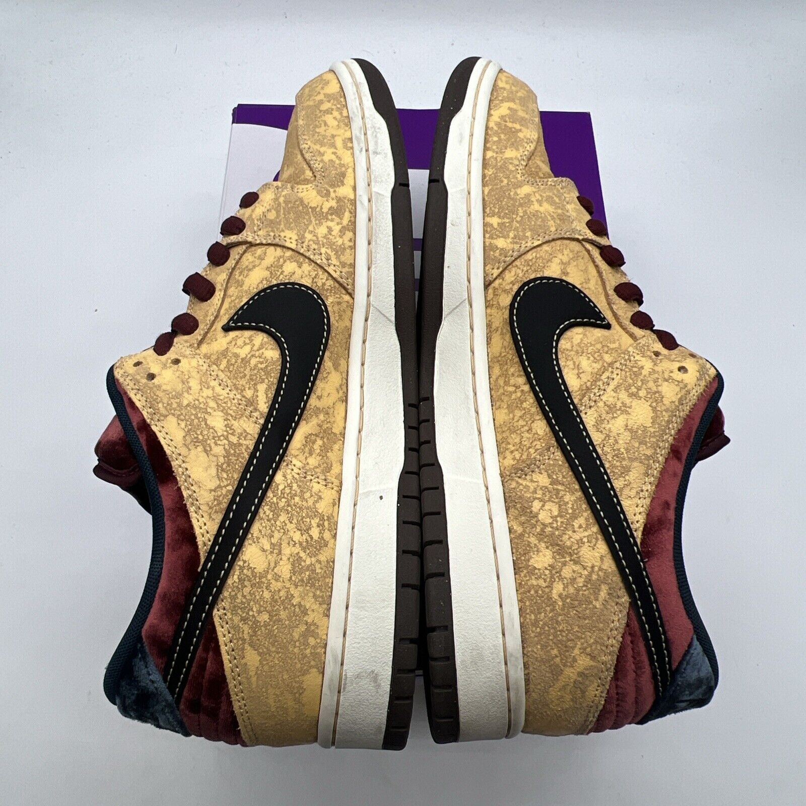 Size 12 - Nike Dunk SB Low City of Cinema (FZ1278-200)