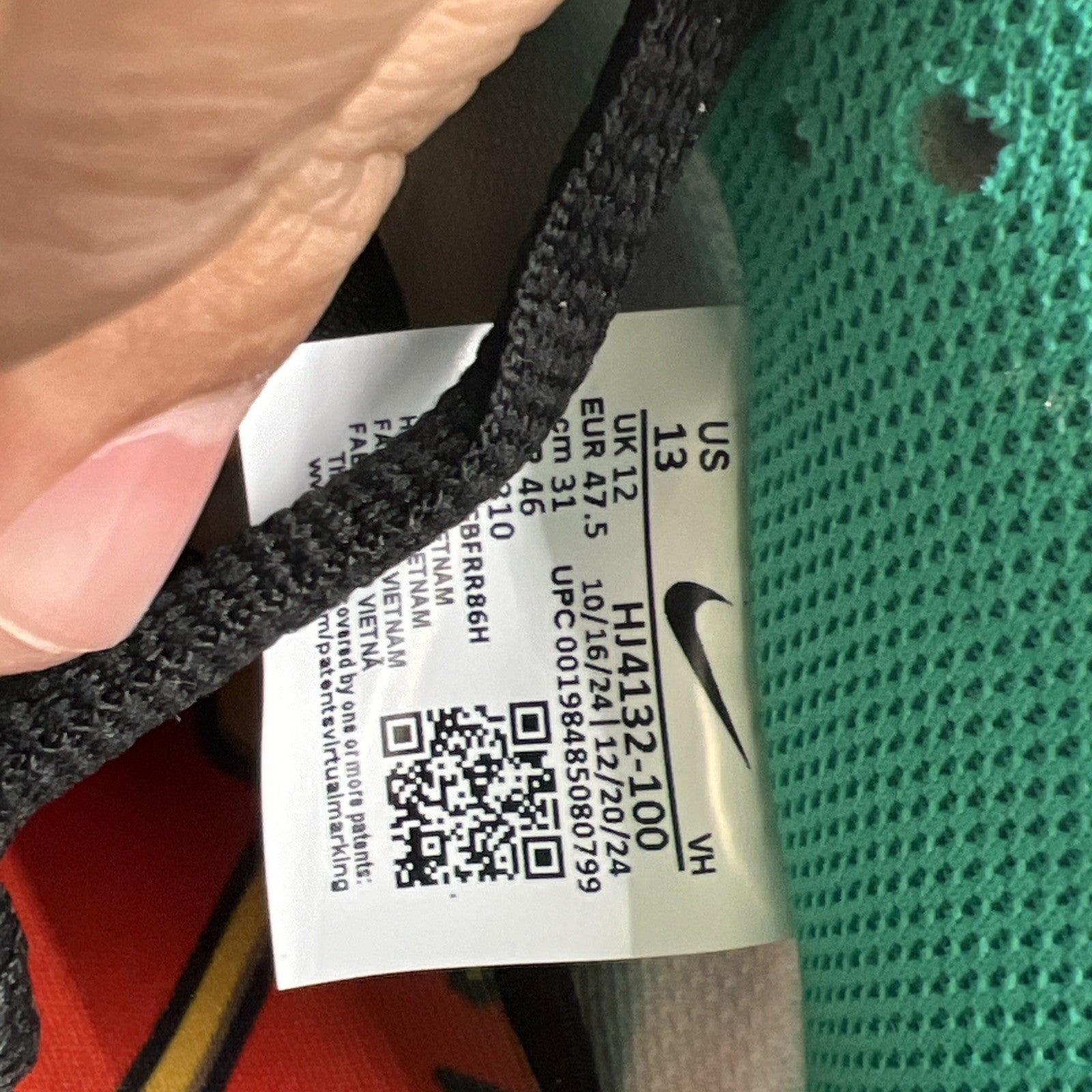 Size 13 - Nike CSEF x Dunk SB Low White Clear Emerald (HJ4132-100)