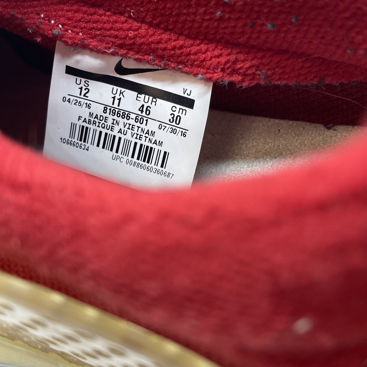 Size 12 - Nike Sock Dart 2016 Gym Red White Suede (819686-601)