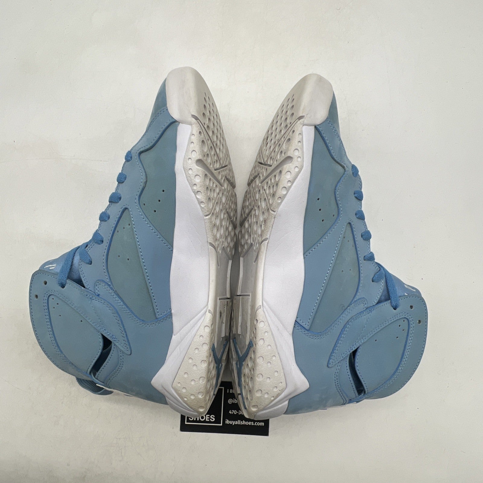 Size 9 - Air Jordan 7 Retro Pantone (304775-400)
