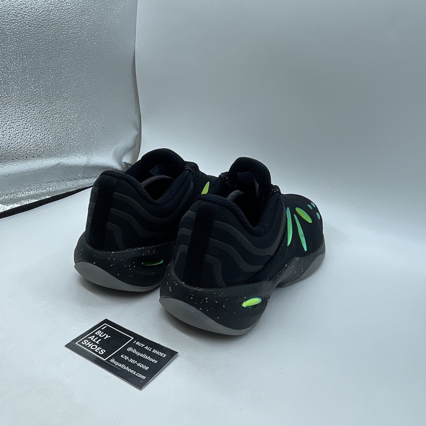 Size 12 - 741 Performance Rover Black moon