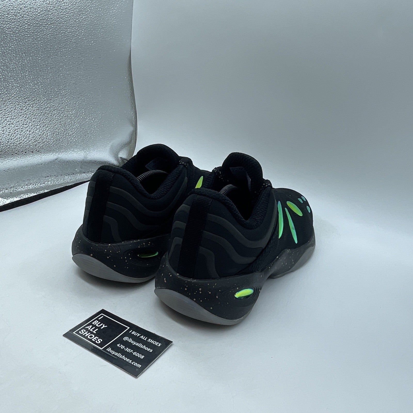 Size 12 - 741 Performance Rover Black moon