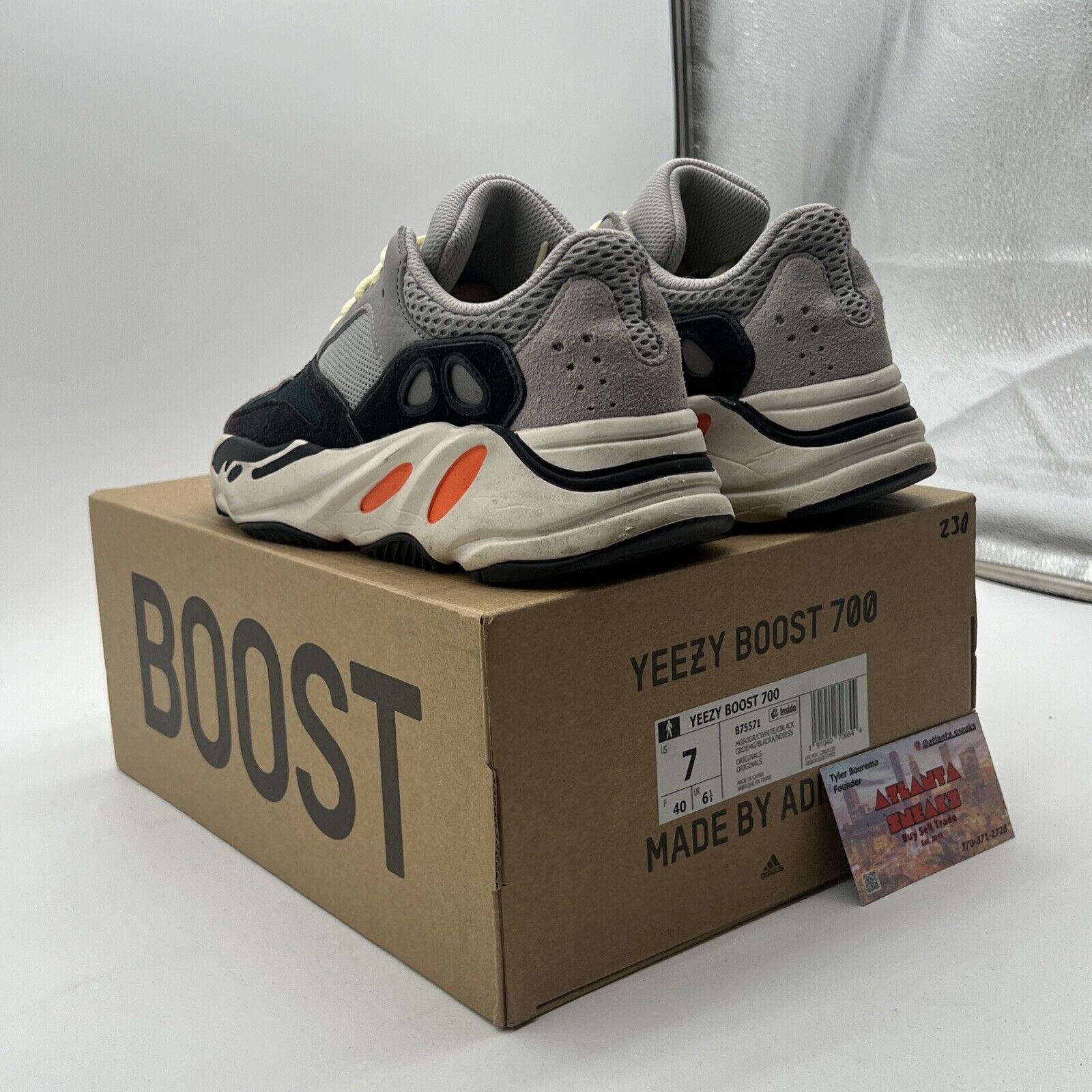 Size 7 - adidas Yeezy Boost 700 Low Wave Runner (B75571)