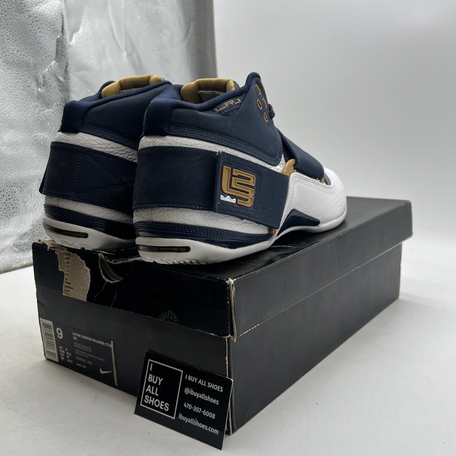 Size 9 - Nike LeBron Soldier 1 25 Straight (AO2088-400)