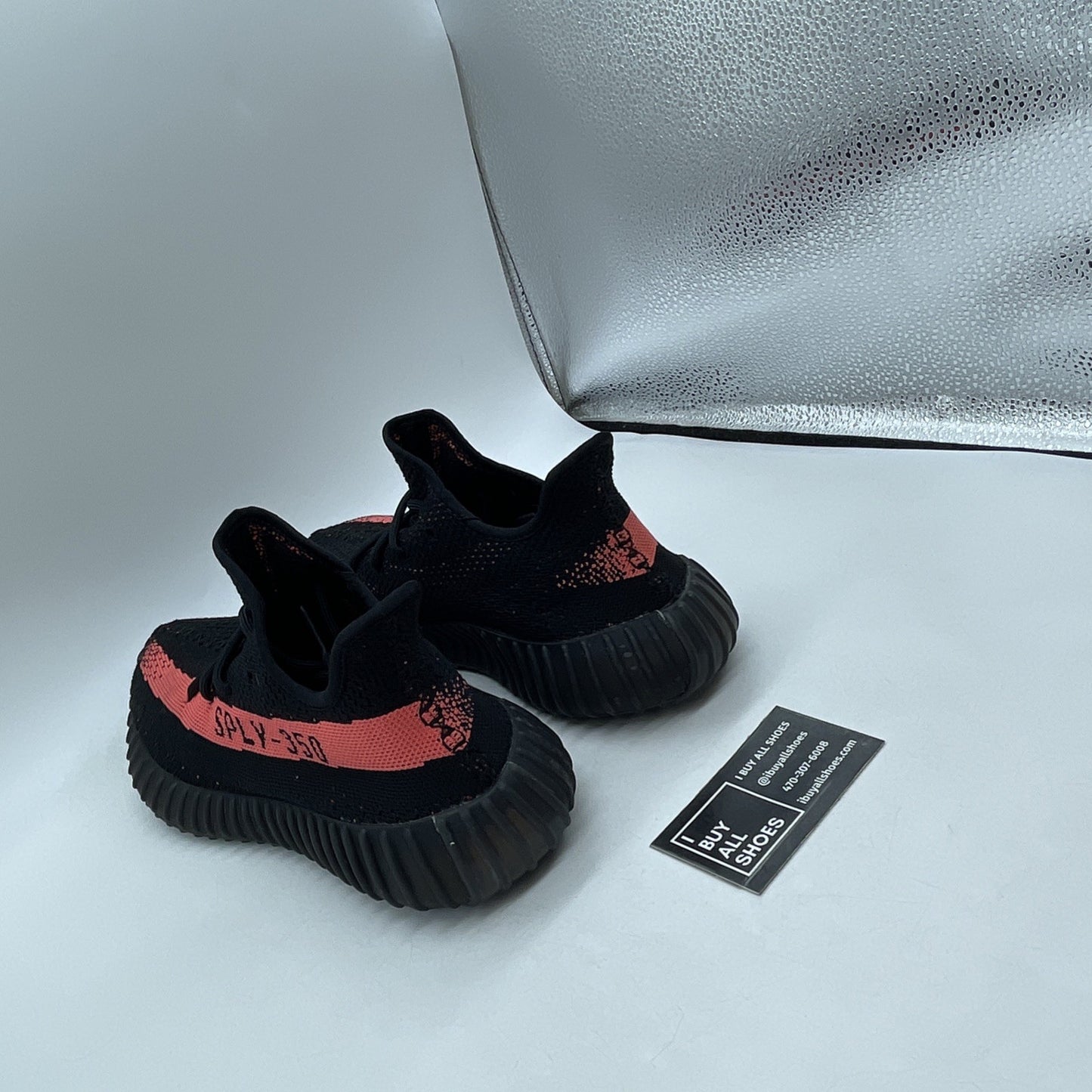 Size 9 - adidas Yeezy Boost 350 V2 Low Red Stripe (BY9612)