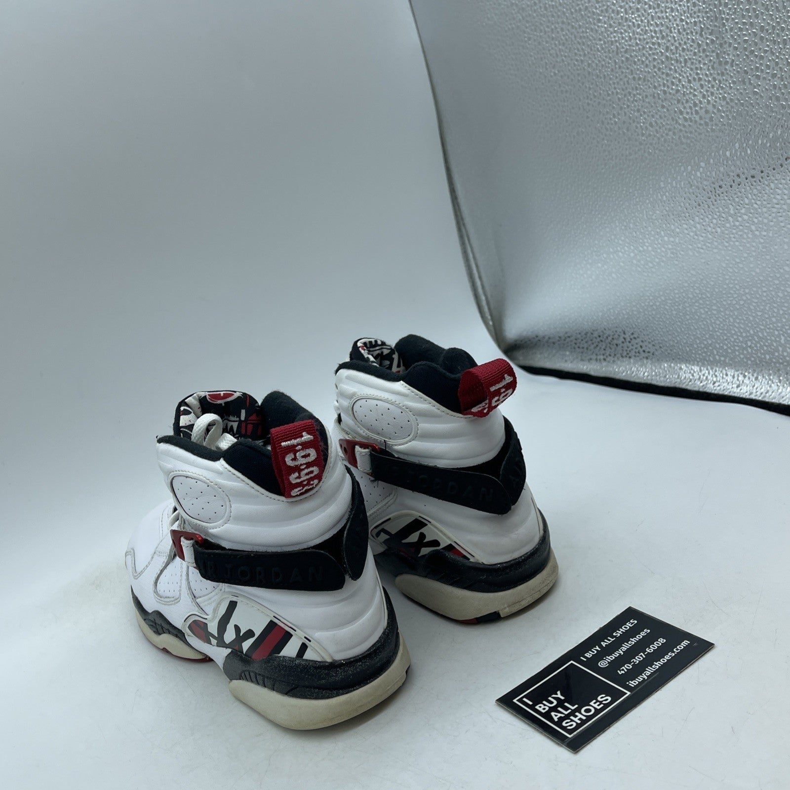 Size 5.5Y - Air Jordan 8 Retro Alternate (305368-104)