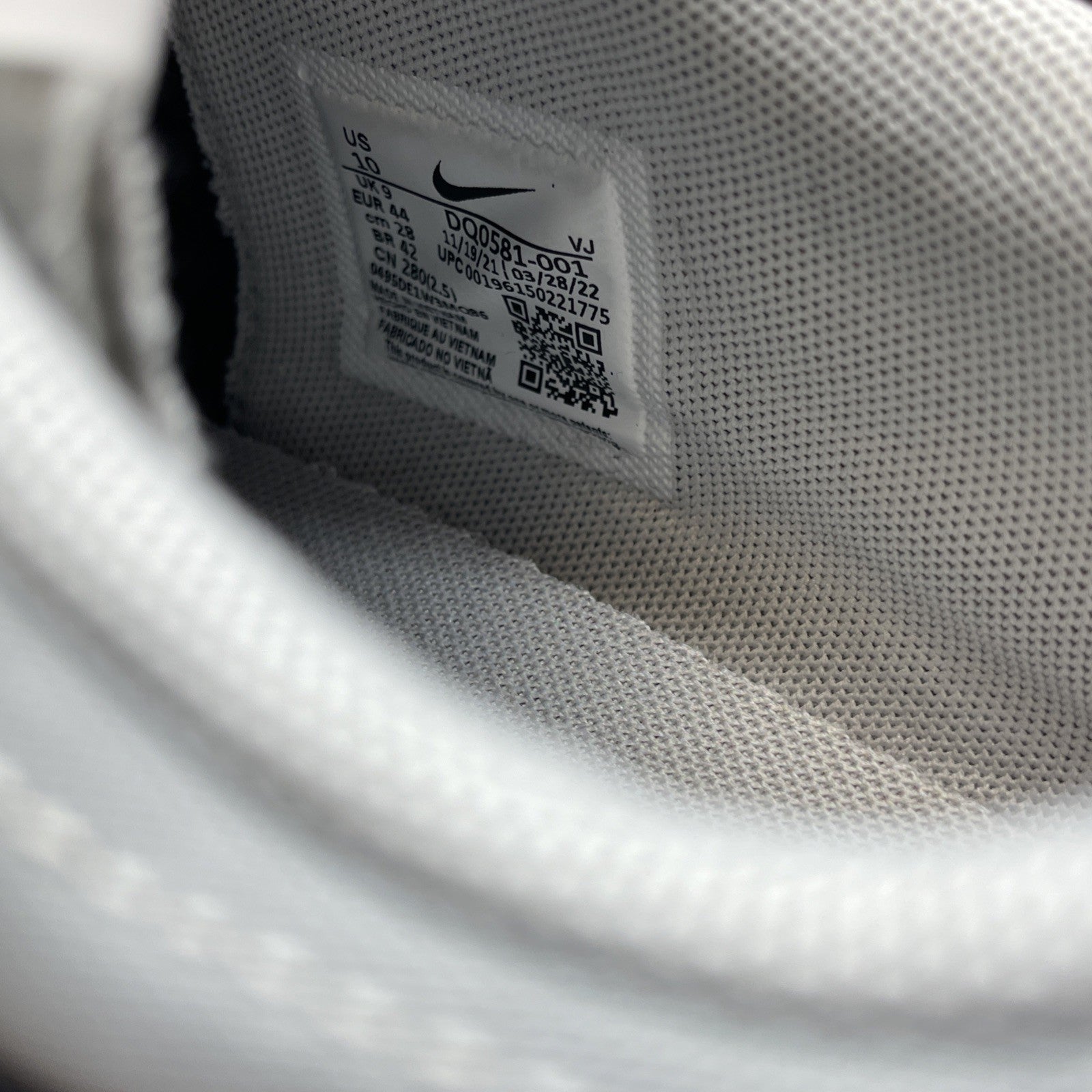 Size 10 - Nike sacai x Zoom Cortez SP Iron Grey (DQ0581-001)