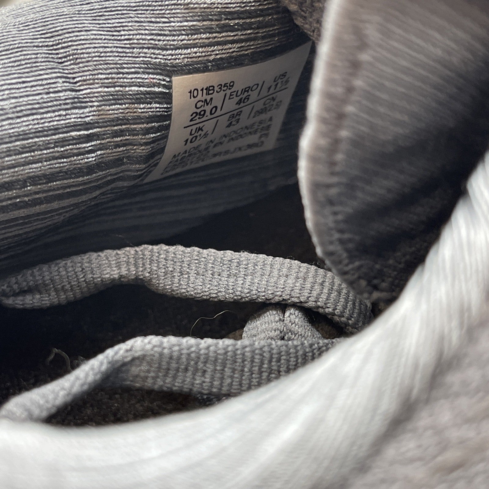 Size 11.5 - Asics Gel-Nimbus 24 Metropolis