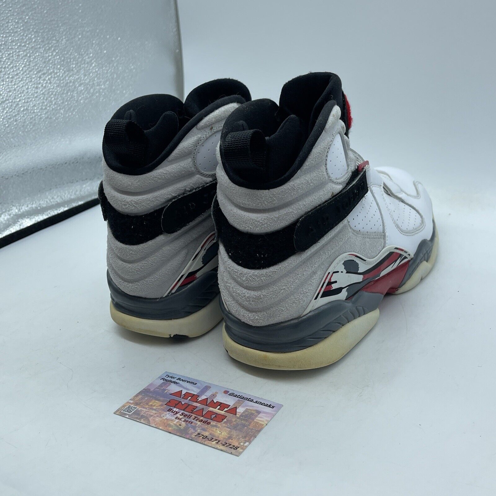Size 11 - Air Jordan 8 Retro 2013 Bugs Bunny White Grey Suede (305381-103)