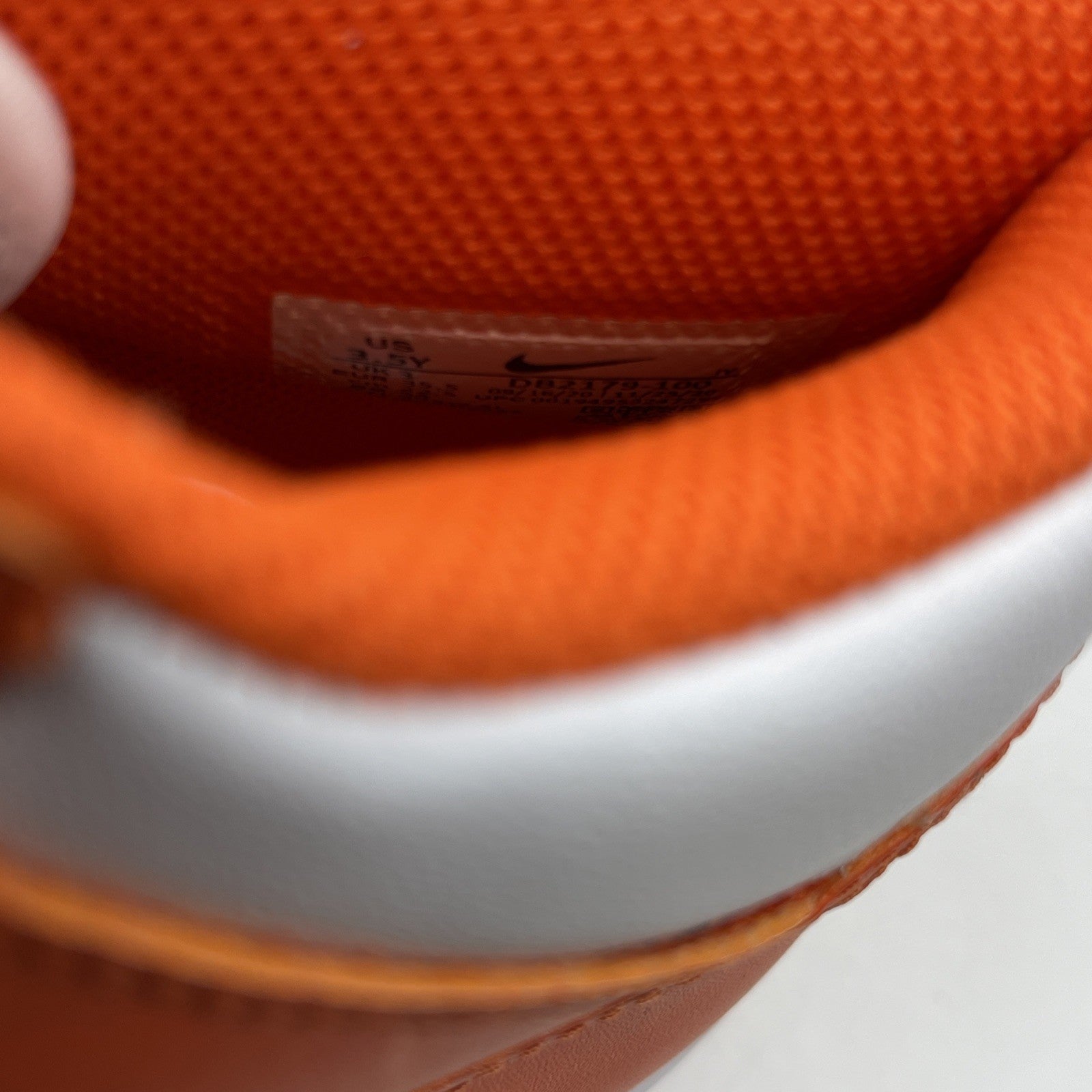 Size 3.5Y - Nike Dunk High SP  Syracuse Orange Preschool GS (DD2314-100)