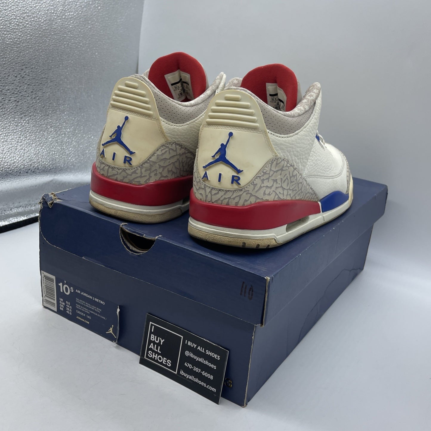 Size 10.5 - Air Jordan 3 Retro International Flight (136064-140)