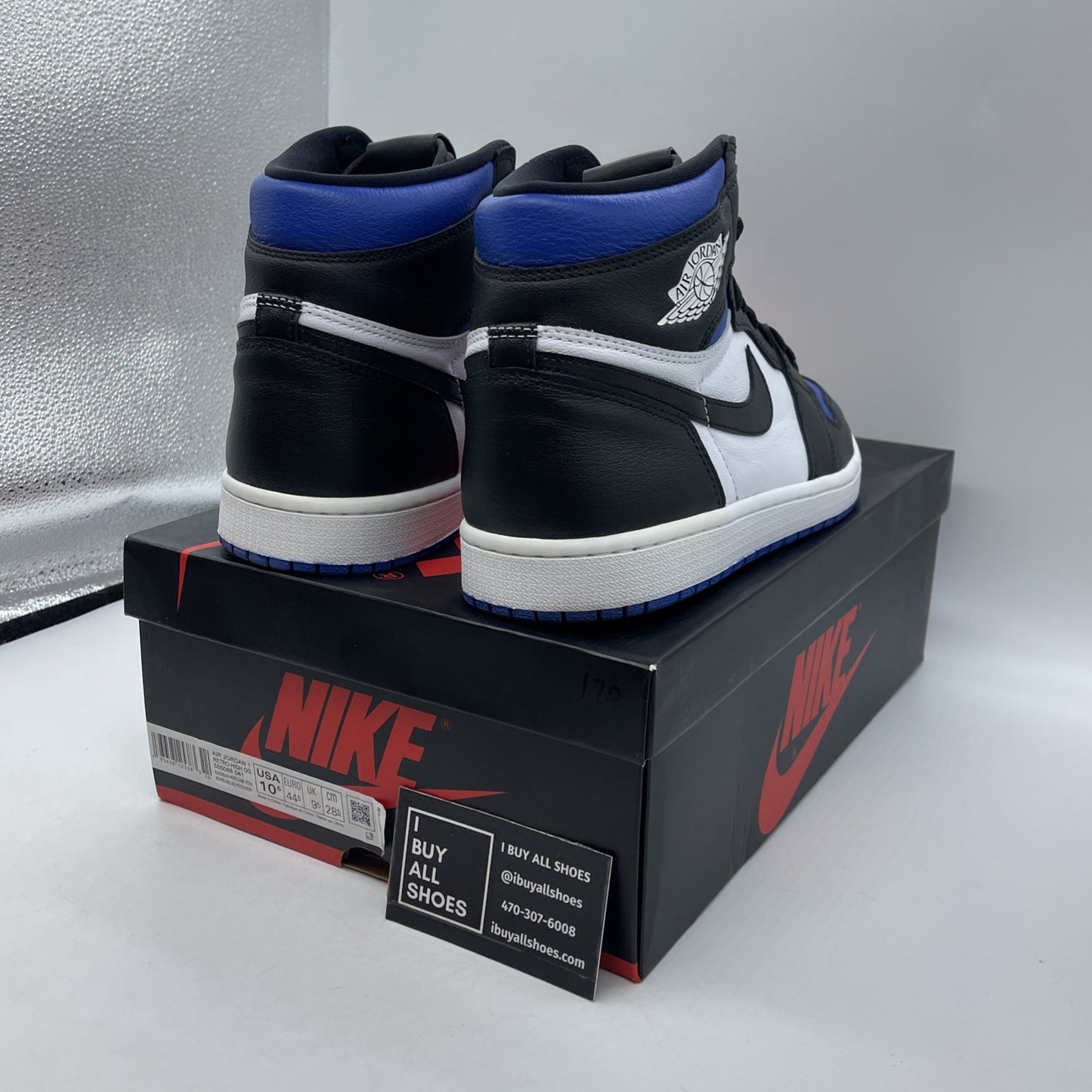 Size 10.5 - Jordan 1 Retro OG High Royal Toe Blue Leather (555088-041)