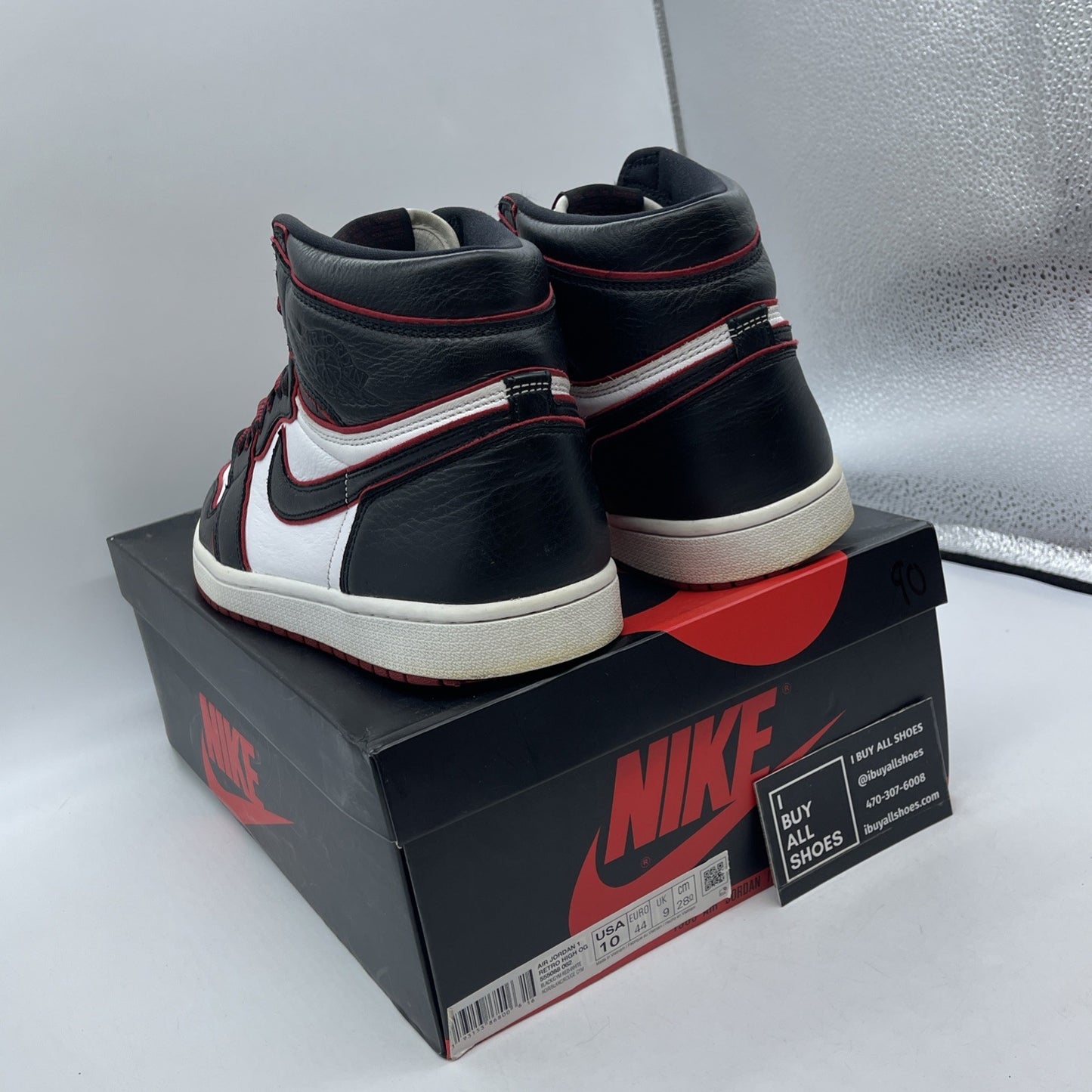 Size 10 - Jordan 1 Retro High OG Bloodline White Black Leather (555088-062)