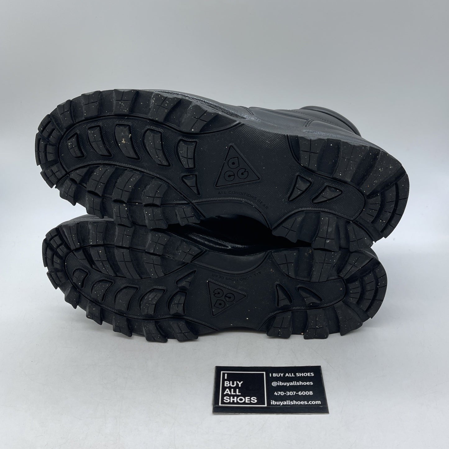 Size 11 - Nike Manoa Leather Black (454350-003)
