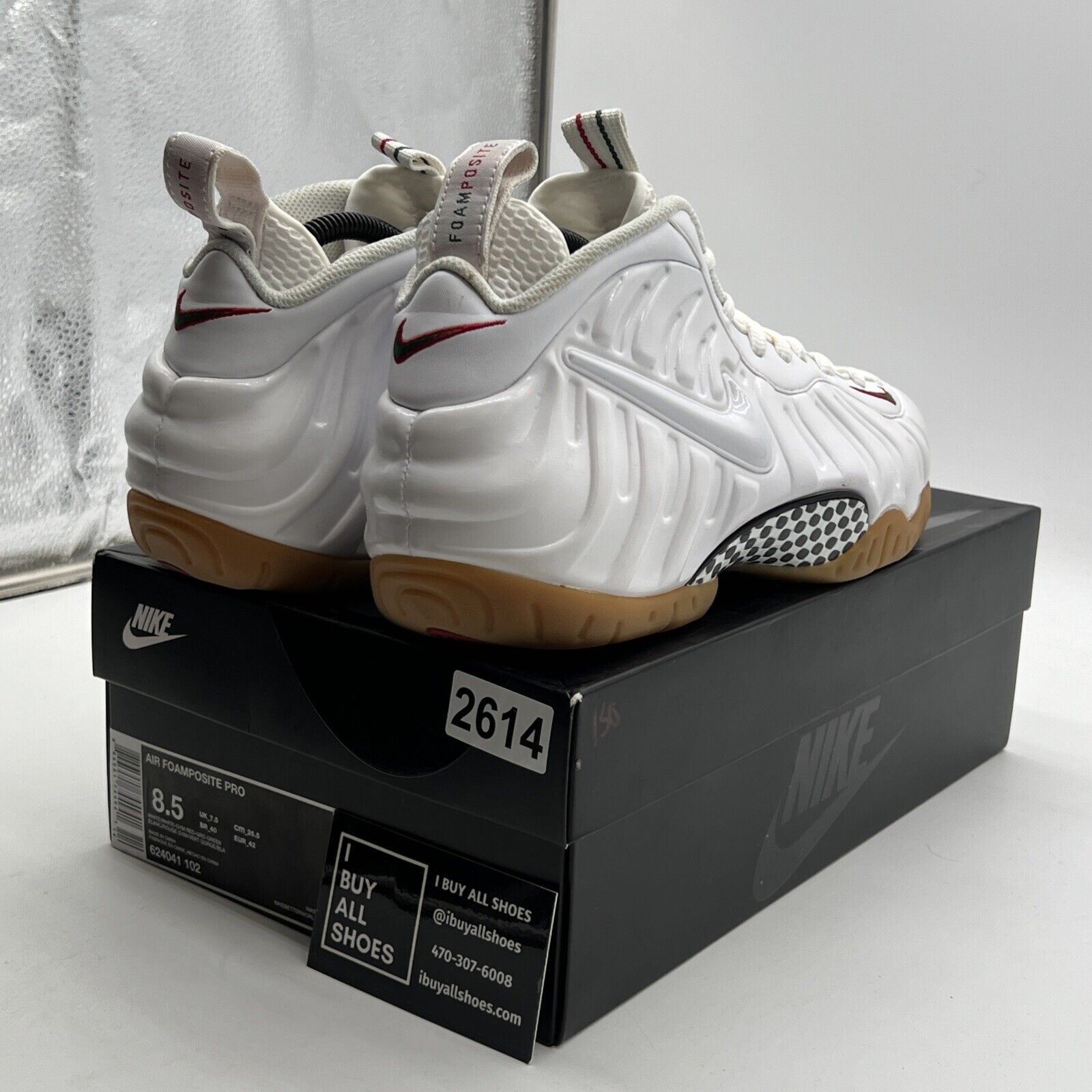 Size 8.5 - Nike Foamposite Pro Gucci - White (624041-102)