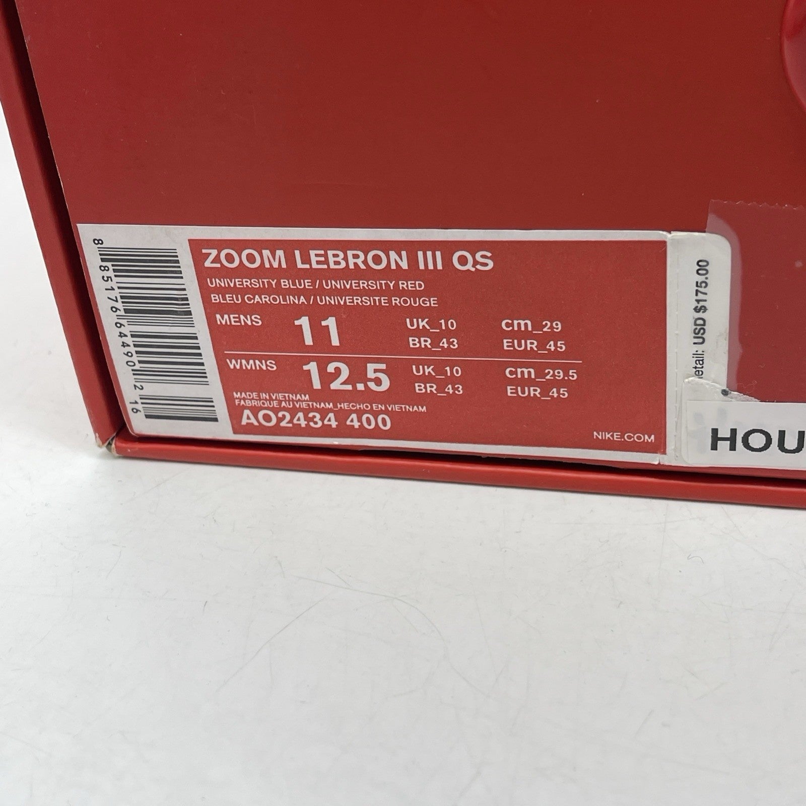 Size 11 - Nike Zoom LeBron 3 Houston Oilers (AO2434-400)