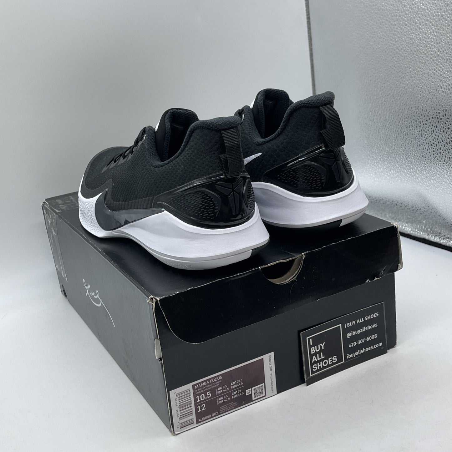 Size 10.5 - Nike Mamba Focus Black White Leather Suede (AJ5899-002)
